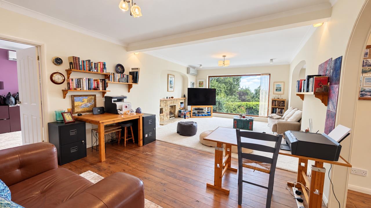 The Close, Fairlight